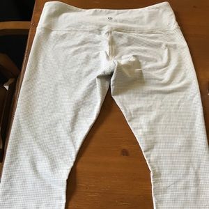 Lulu Lemon Capri Leggings